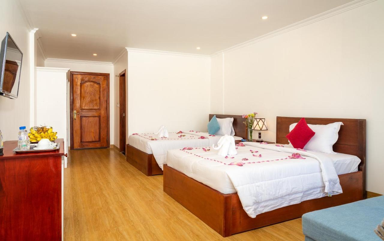 Lägenhet på 400 m² i Sala Kamreuk, med 1 sovrum och 1 badrum  Siem Reap Exteriör bild
