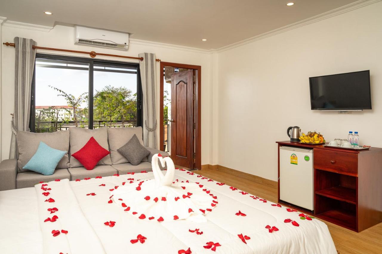 Lägenhet på 400 m² i Sala Kamreuk, med 1 sovrum och 1 badrum  Siem Reap Exteriör bild