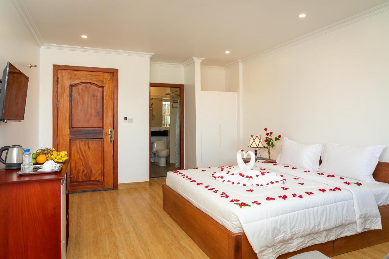 Lägenhet på 400 m² i Sala Kamreuk, med 1 sovrum och 1 badrum  Siem Reap Exteriör bild